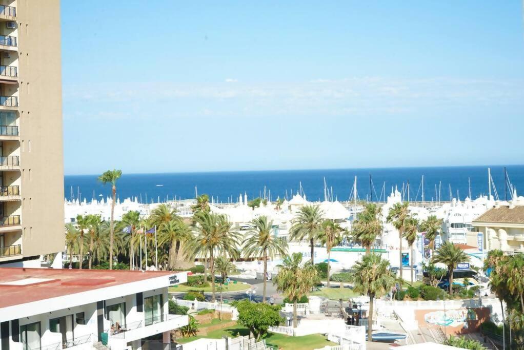 Amplio Con Vistas Al Mar Y Piscina En Benalmadenaアパートメント エクステリア 写真