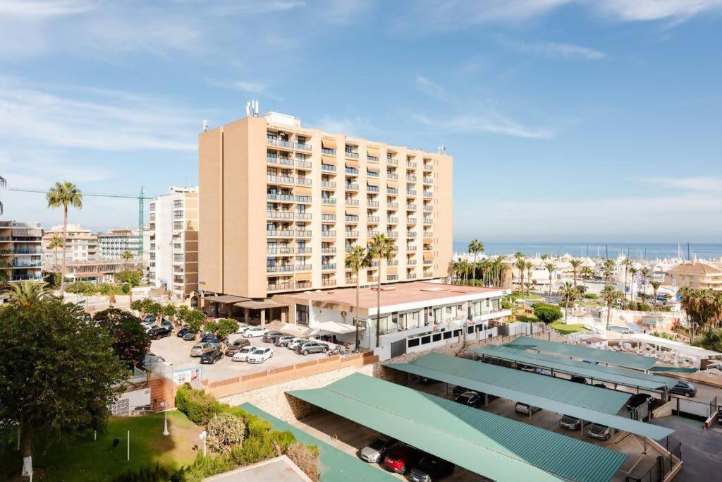 Amplio Con Vistas Al Mar Y Piscina En Benalmadenaアパートメント エクステリア 写真